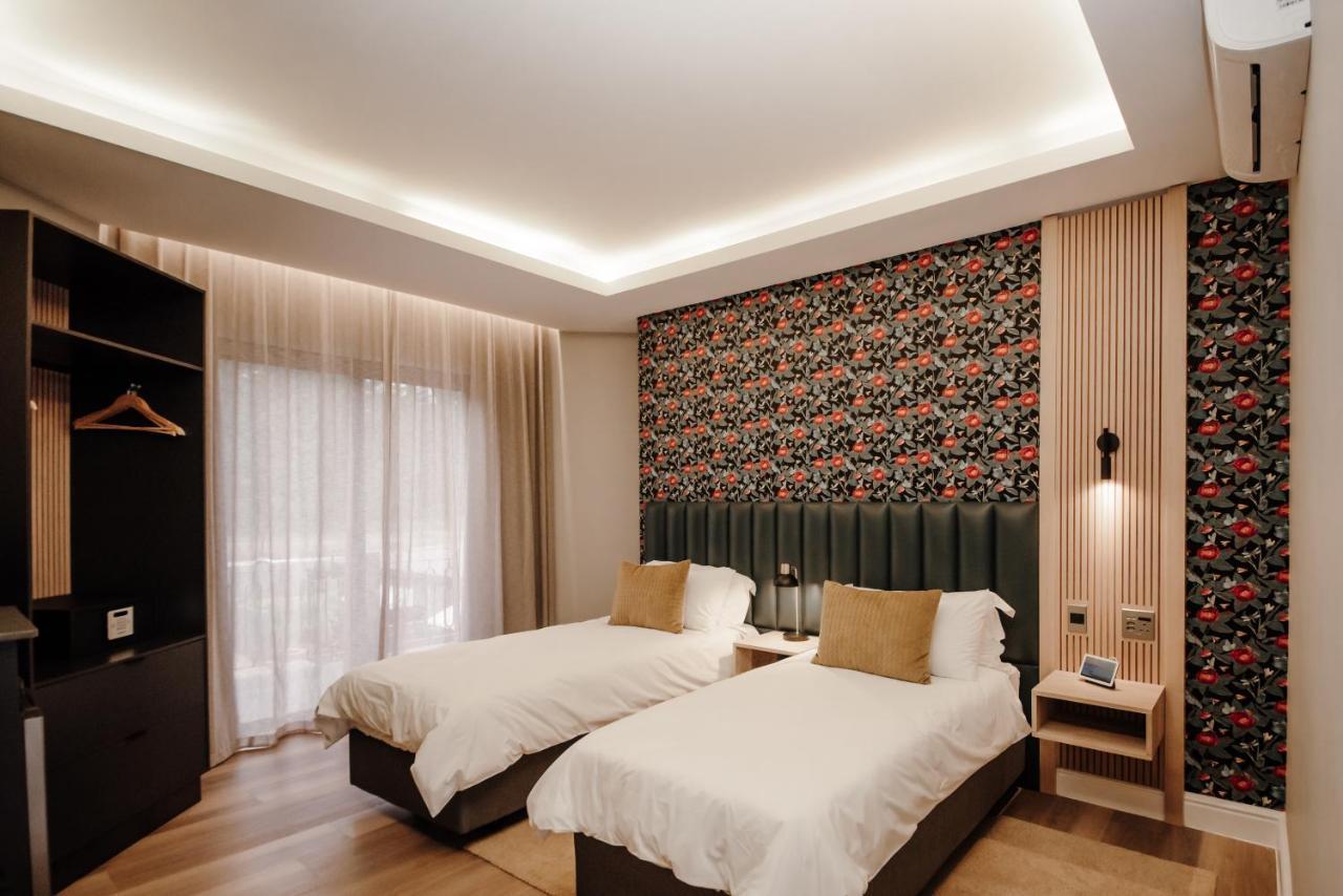 The Hawthorn Boutique 5* George